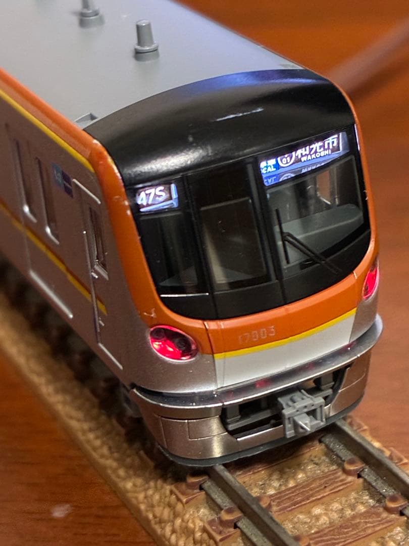 東京メトロ17000系10両　kato ライト点灯動力動作確認済　ジャンク品