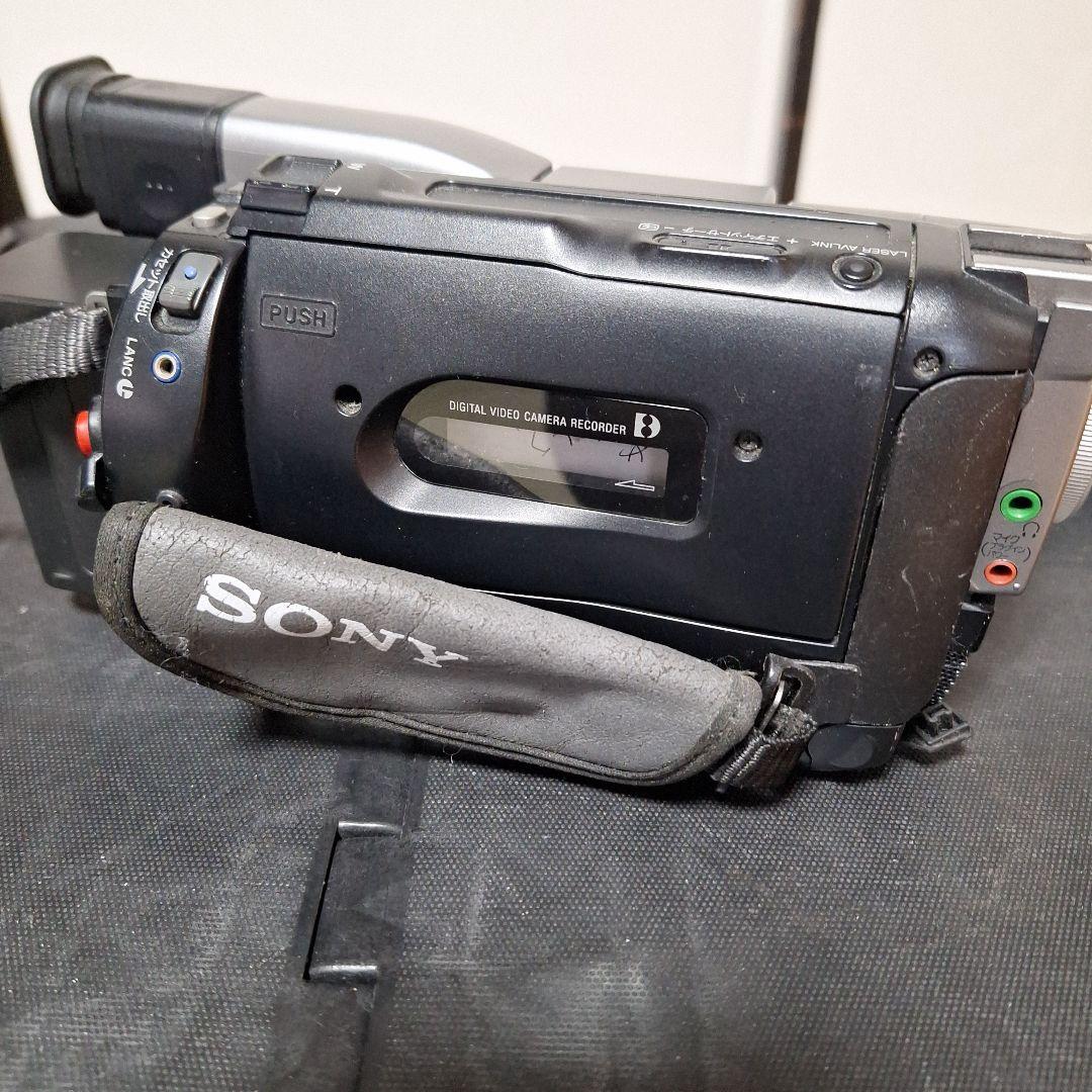 8ミリビデオカメラ　デジタル8　DCR-TRV735送料無料64