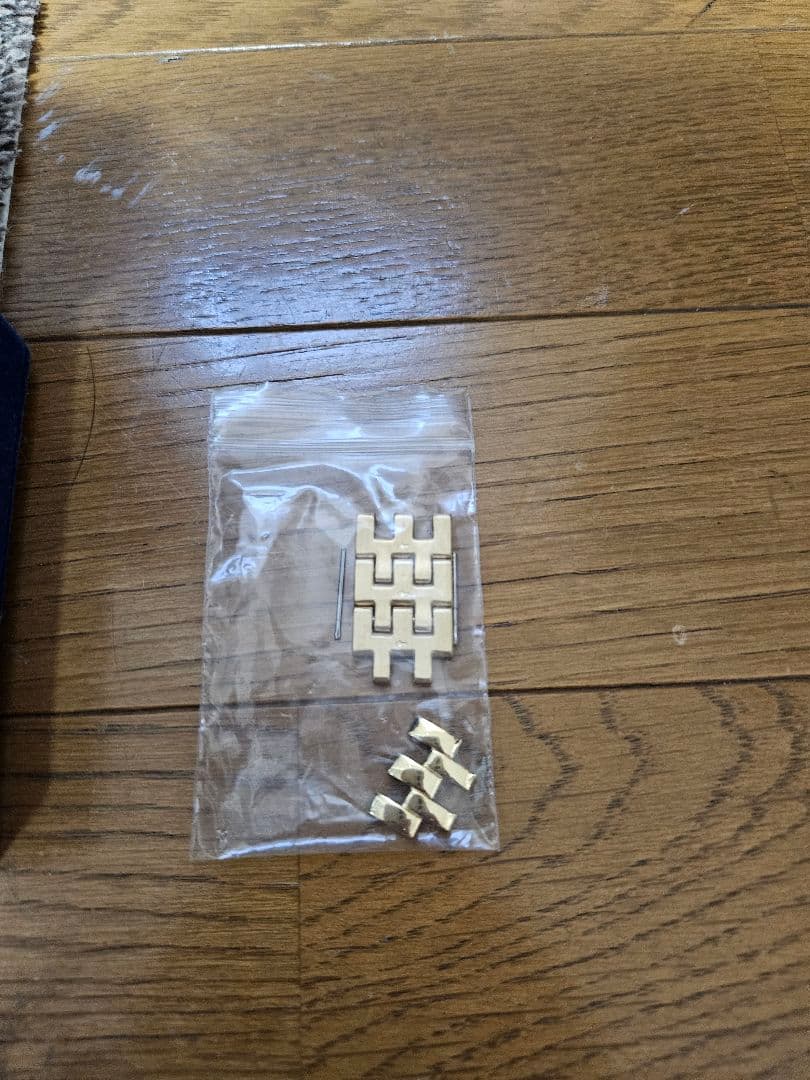 聖闘士星矢 黄金の聖域 映画公開記念オフィシャルウォッチ　腕時計