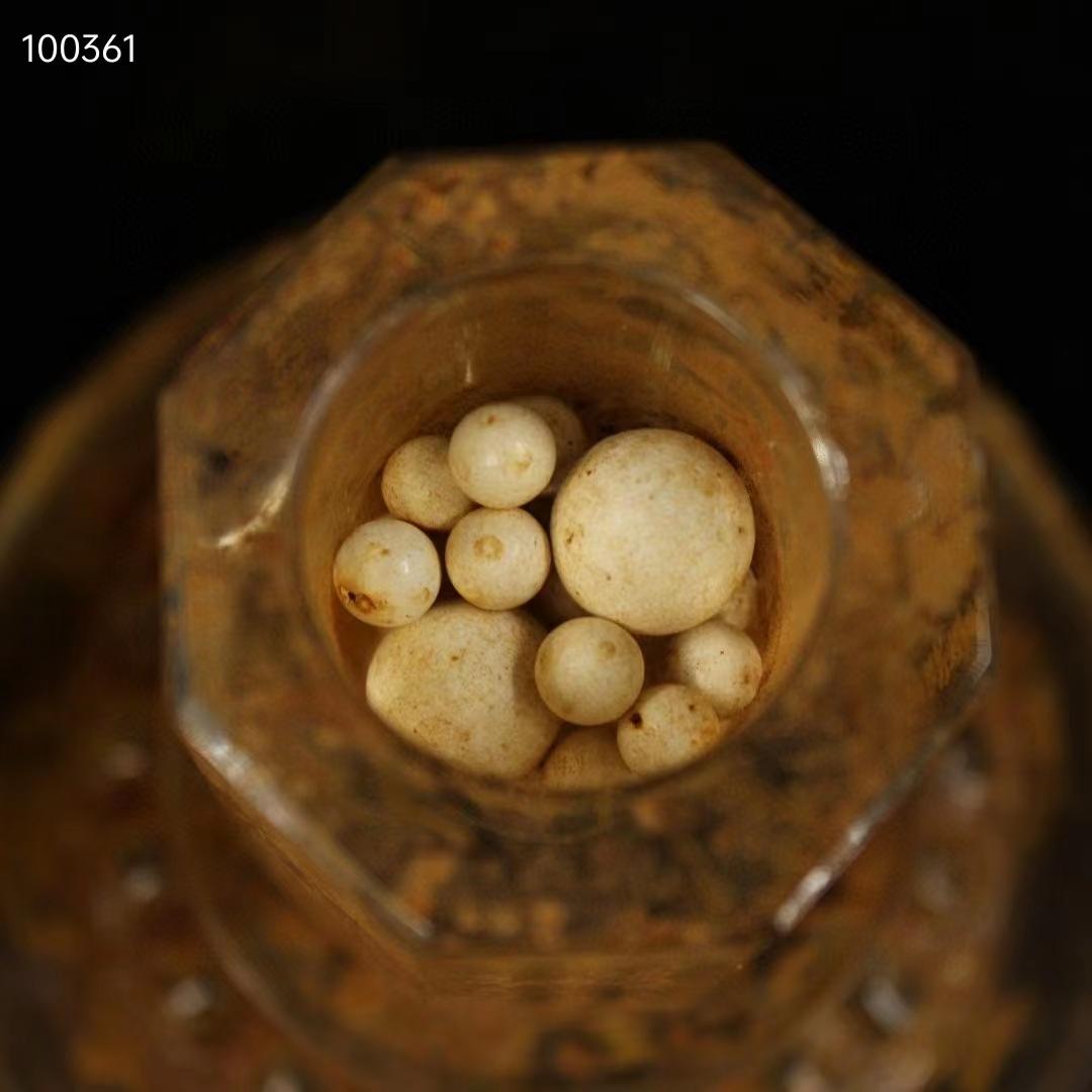 中国古美術・古水晶彫り・純手彫り経文銘文 ≪蓮花舎利塔≫・仏舎利塔・仏陀・舎利