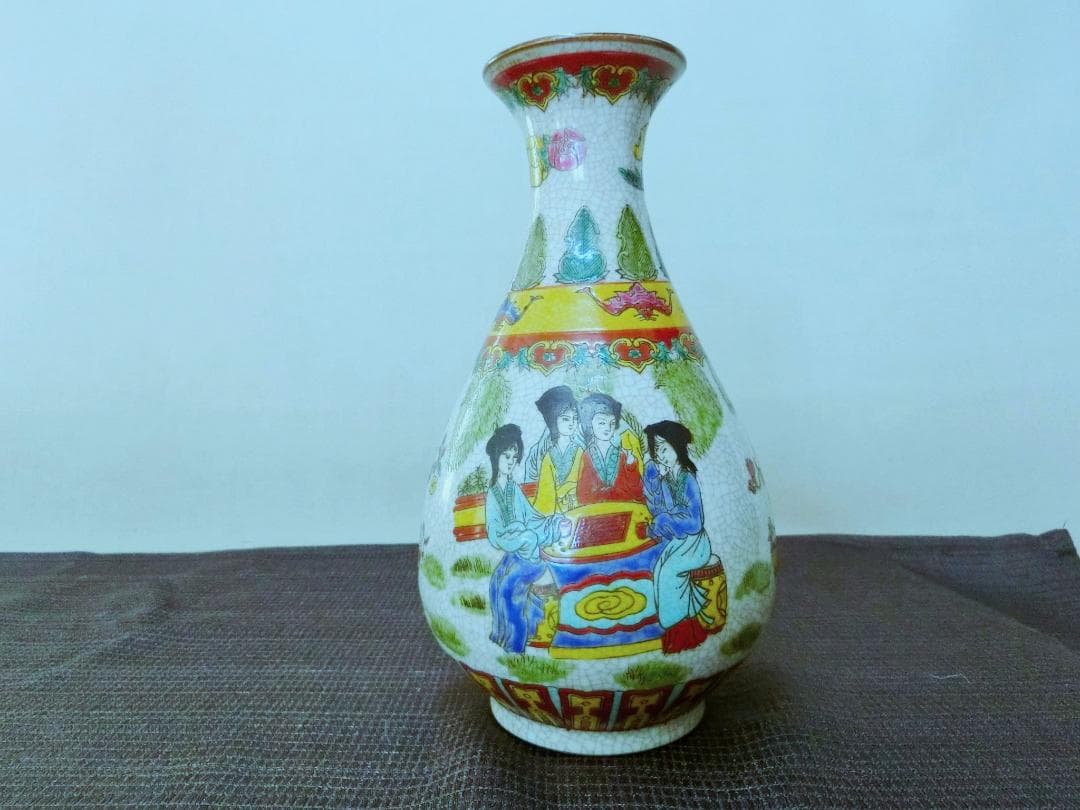 彩キレイ！【美人画色絵花瓶　描きこみ全体花器　在銘　 中国・GB】★鑑賞陶磁器