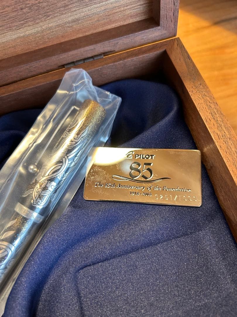 PILOT パイロット 万年筆 創立85周年記念 飛翔天人 中字　飛天