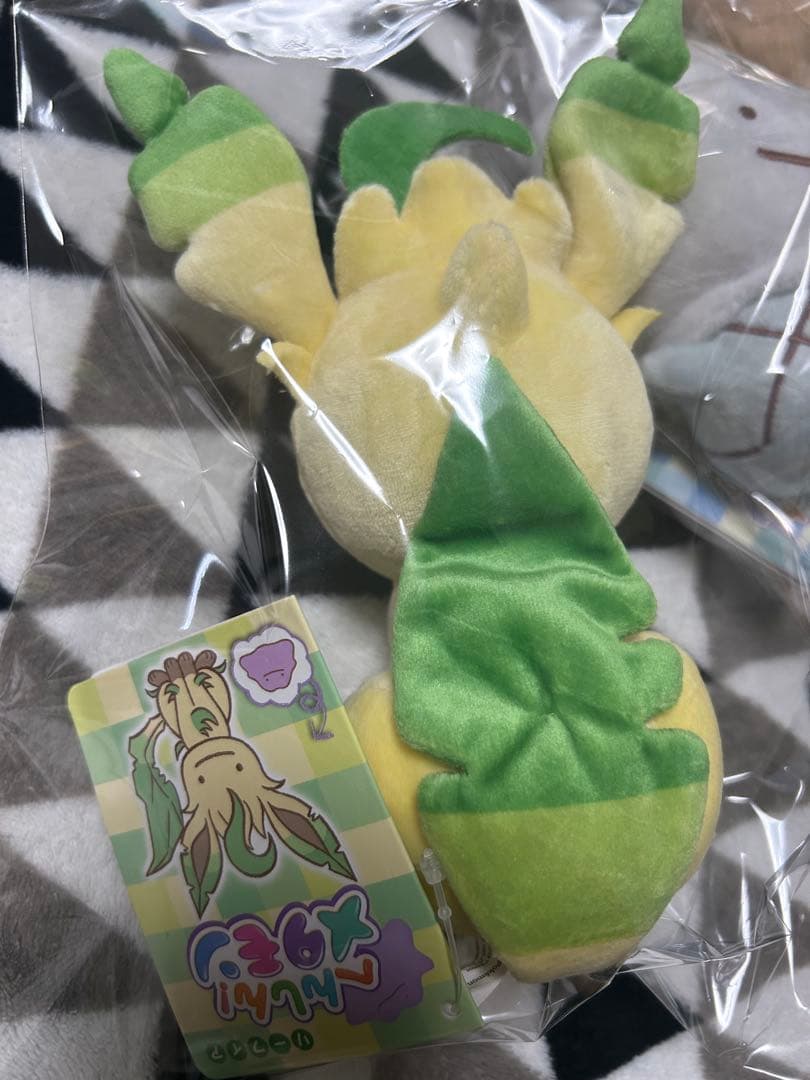 へんしんメタモン　リーフィア バニプッチぬいぐるみ