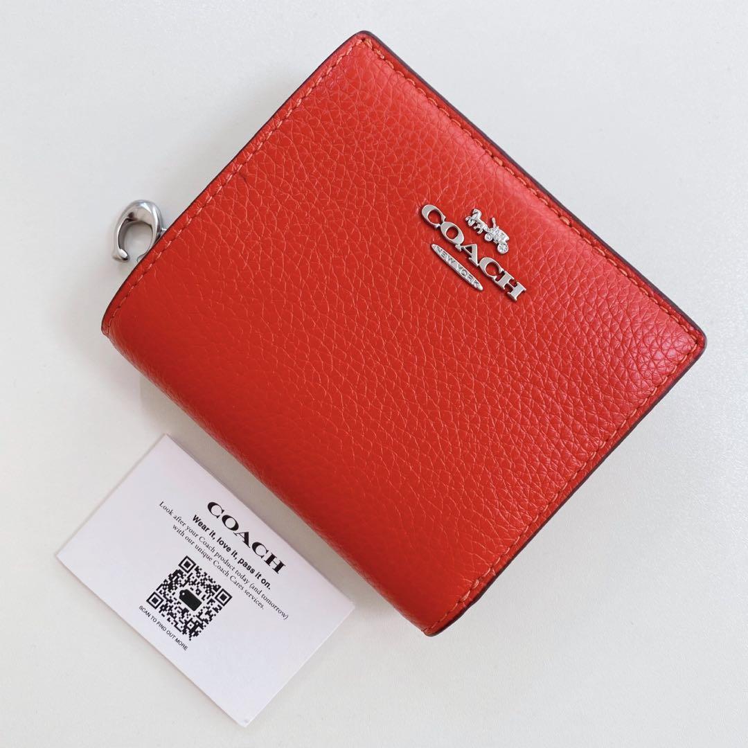 【新品未使用】COACHコーチ★二つ折り財布★Cチャーム★マイアミレッド★レザー