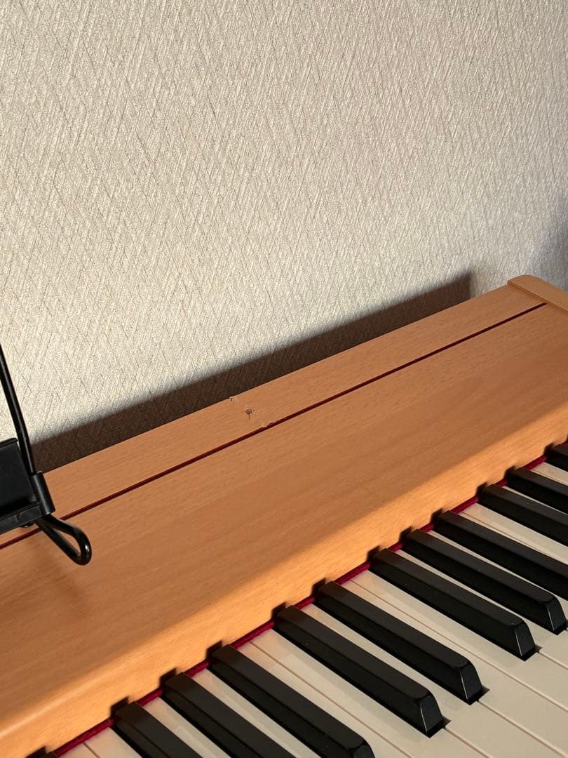 Roland ローランドF-90 デジタルピアノ　電子ピアノ　木目調　88鍵盤