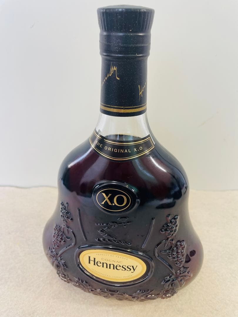 ヘネシーXO Hennessy 黒キャップ 700ml 古酒