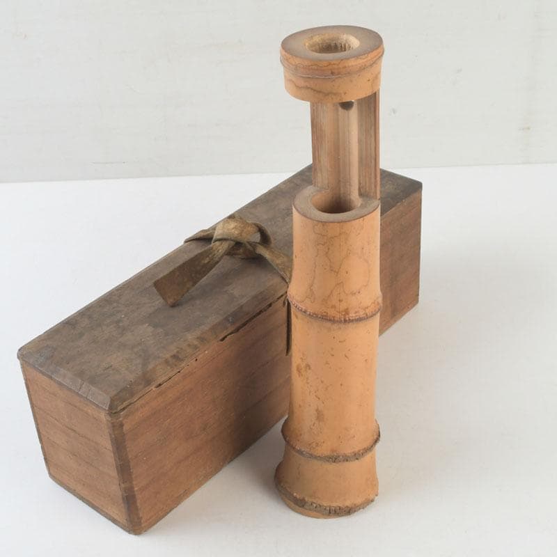 茶道具　古竹製　一重竹花生　花押あり　仰止斎（松尾宗古）書付共箱　C　9723