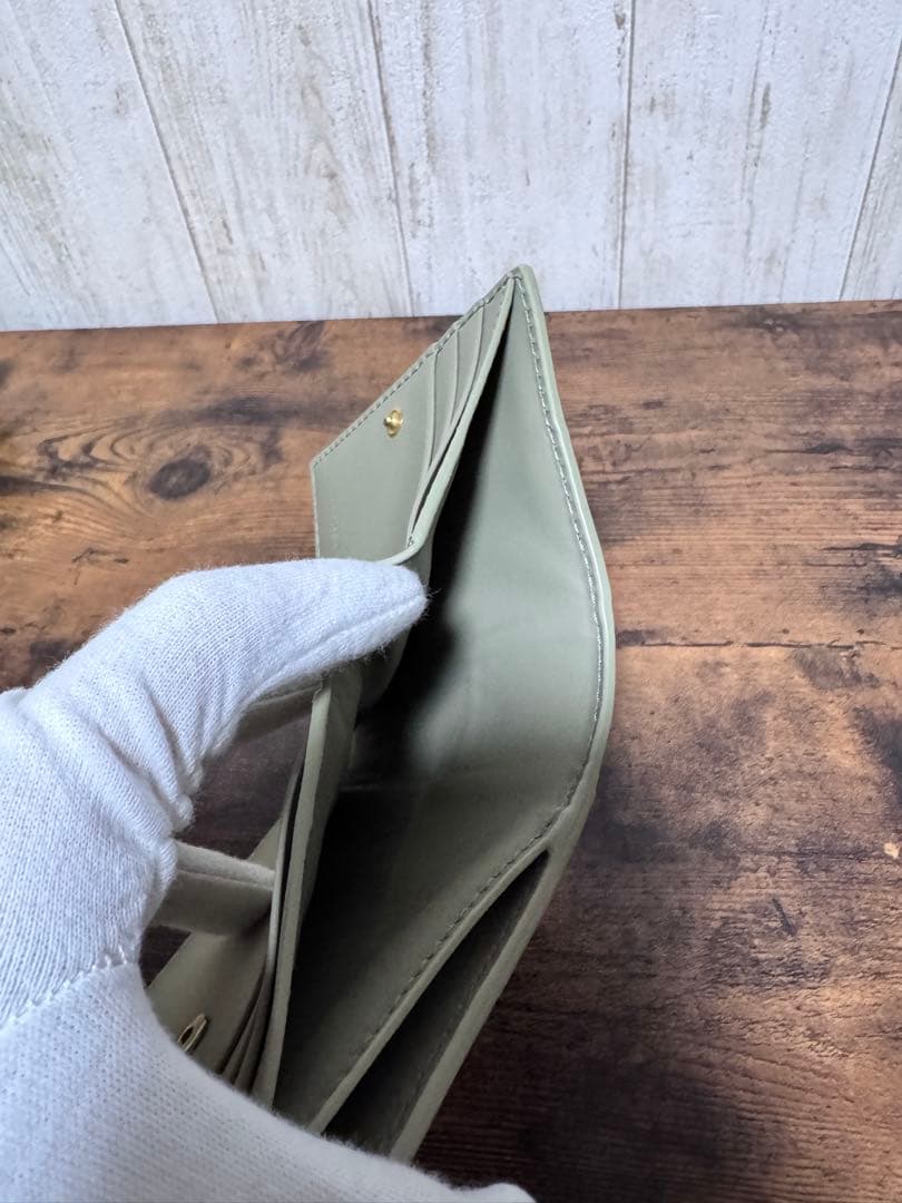 【新品未使用・限定カラー】BOTTEGA VENETA 二つ折り財布