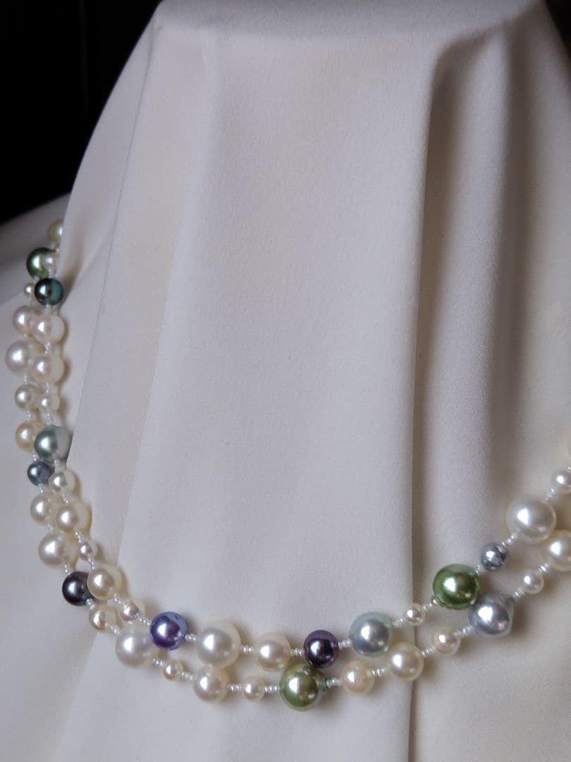 アコヤ真珠マルチカラー、マルチサイズ、あこや砂芥子パールのロングネックレス