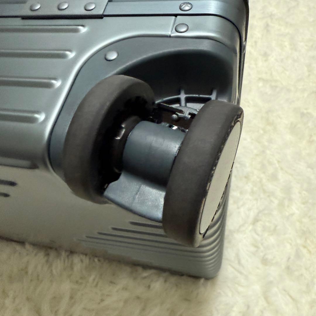 【使用一度】INNOVATOR アルミキャリーケース 1611stp 42L