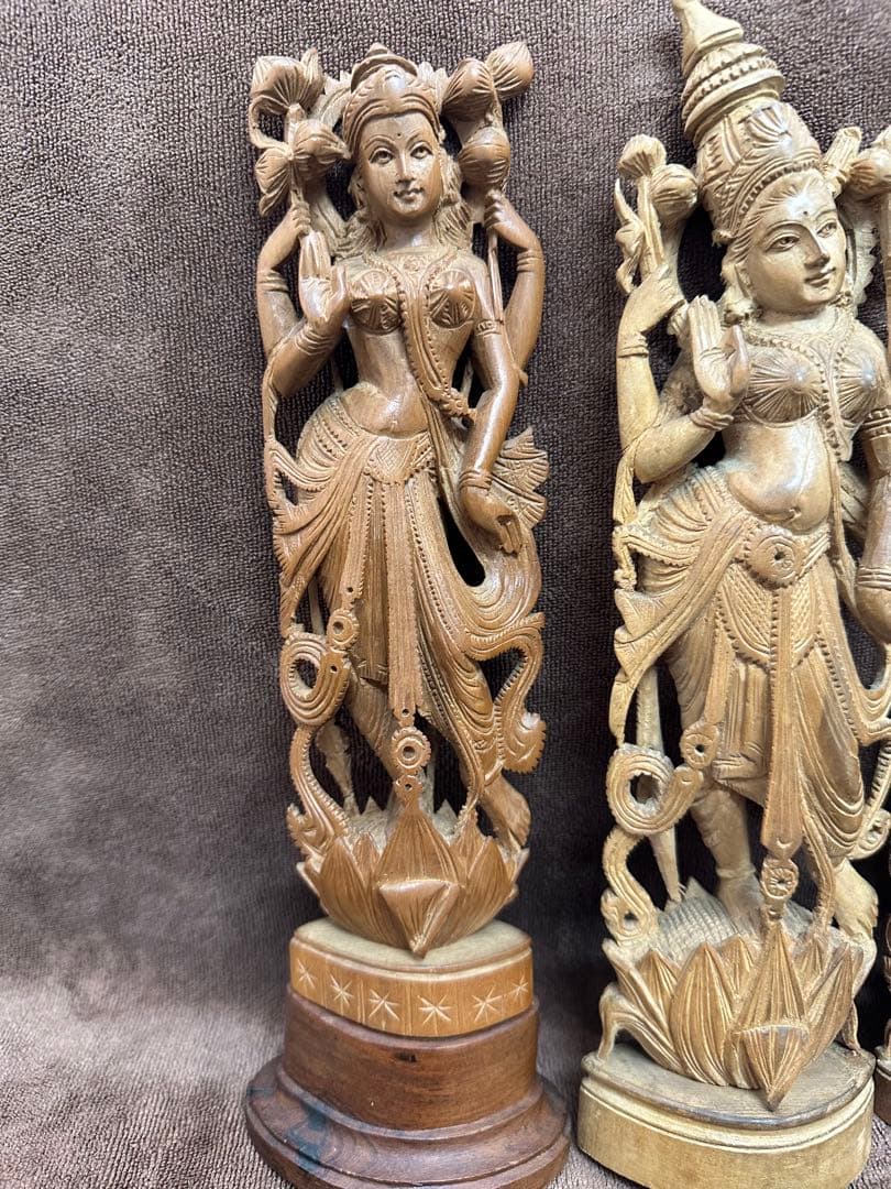 インド　白檀　弁財天　仏教美術　仏像 骨董 木像　木製　仏教　密教　置物