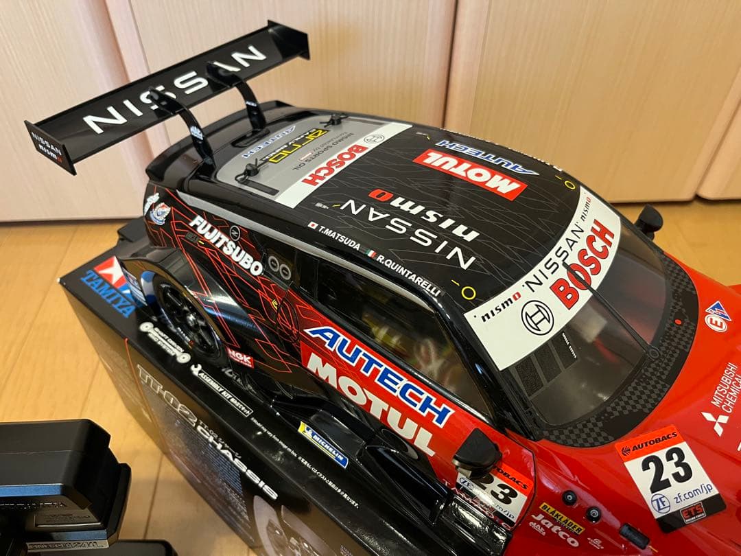 タミヤ 1/10 モチュールオーテックZ RCメカ バッテリー、充電器つき