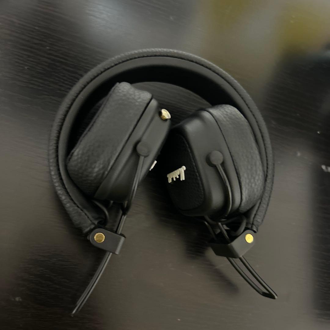 Marshallヘッドホン