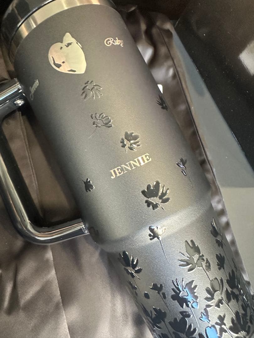 韓国限定　Stanley1913 x JENNIE スタンレー　ジェニコラボ