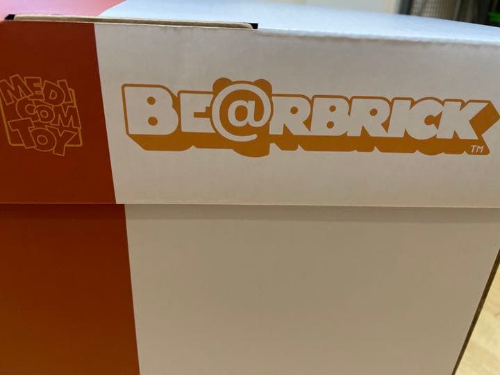 ベアブリック　kith 1000%  DESERT Global