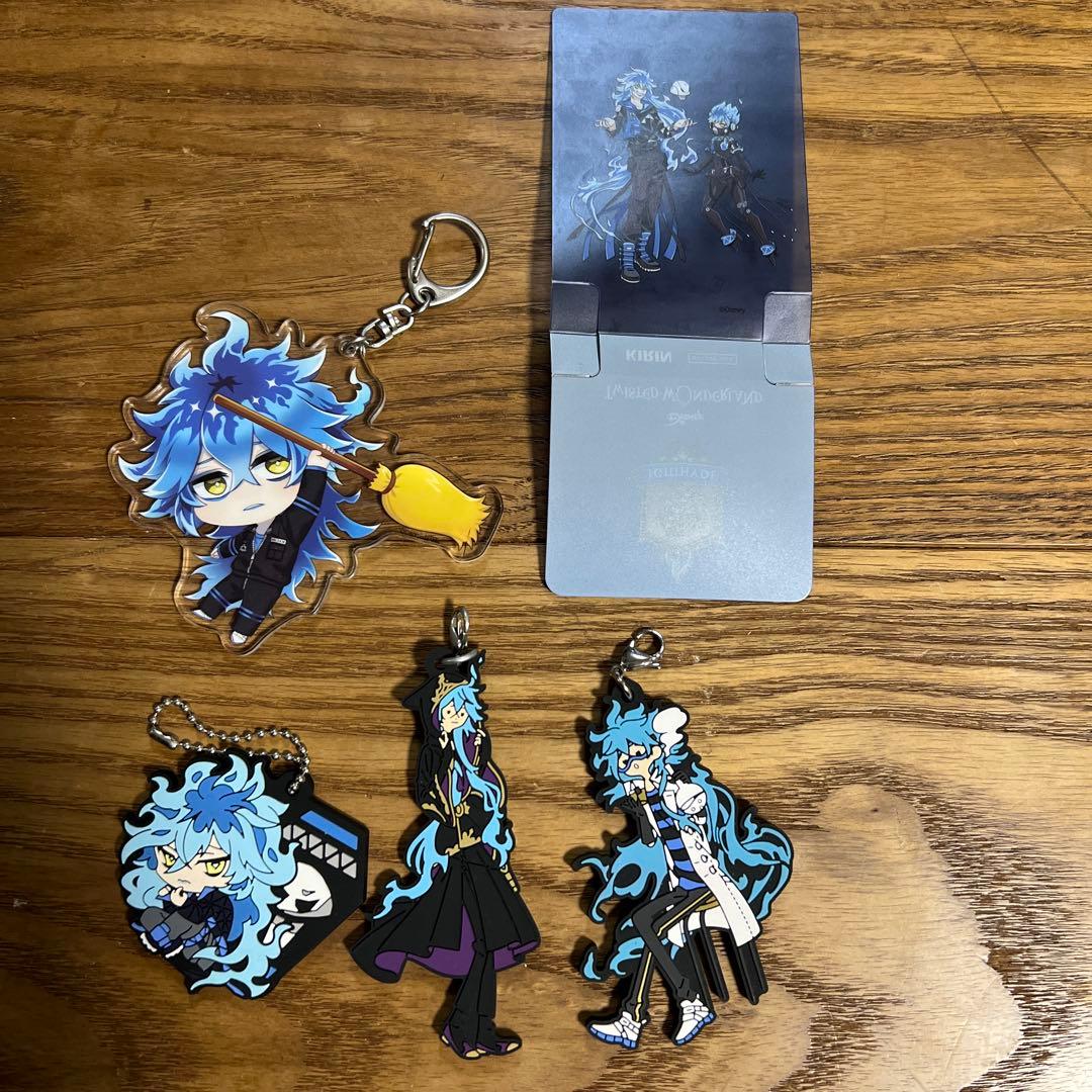 ツイステッドワンダーランド　イデア　フィギュア他　セット