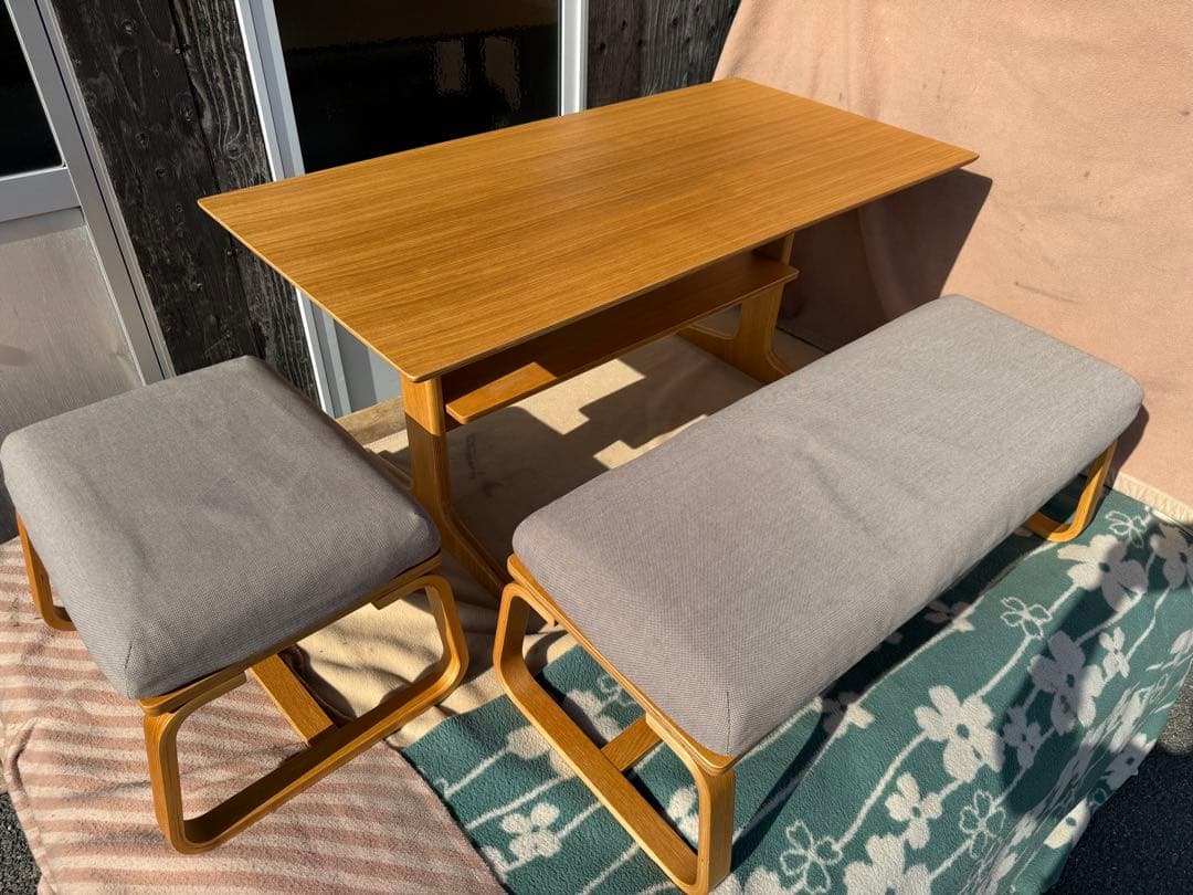 奈良発 無印良品 リビングでもダイニングでもつかえるベンチとテーブル ３点セット