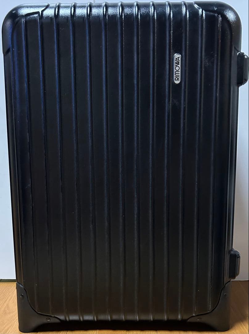 やま リモワ RIMOWA サルサ 32L 機内持ち込みサイズ