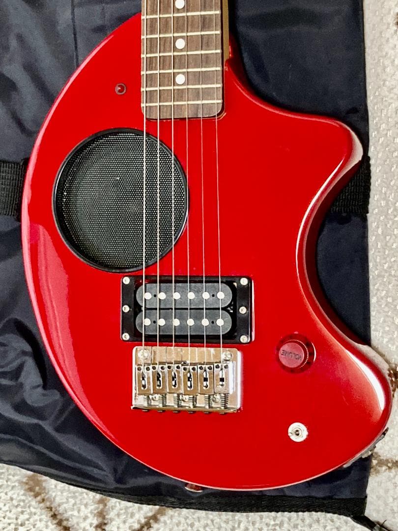 にっと！FERNANDES ZO-3　アンプ内蔵 専用ソフトケース付