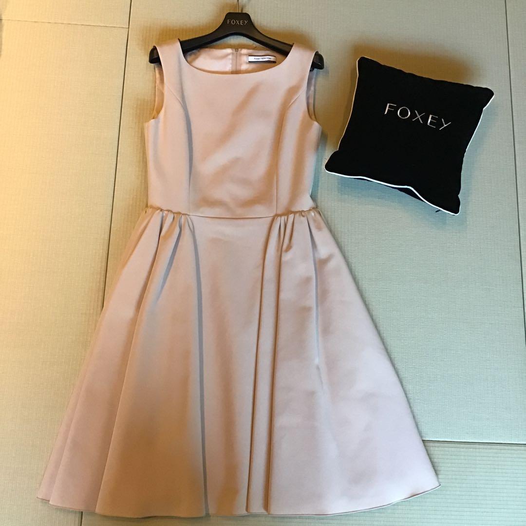 FOXEY ピンクベージュ ノースリーブ Aラインドレス40