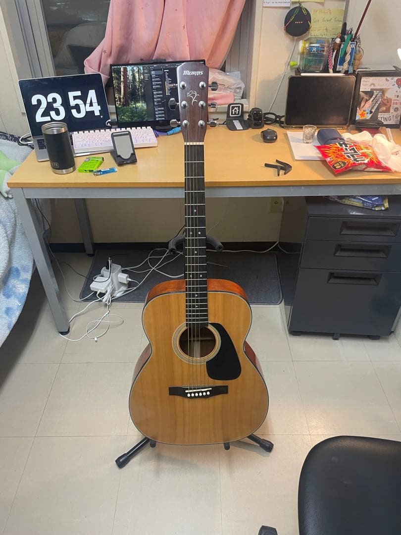 モーリスのギター