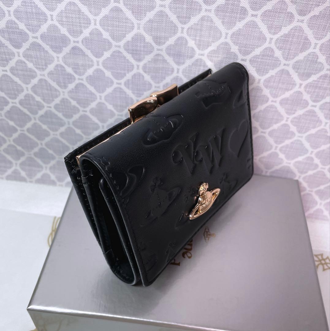 【最新❤︎新品】ヴィヴィアン・ウエストウッド　三折財布 黒マット