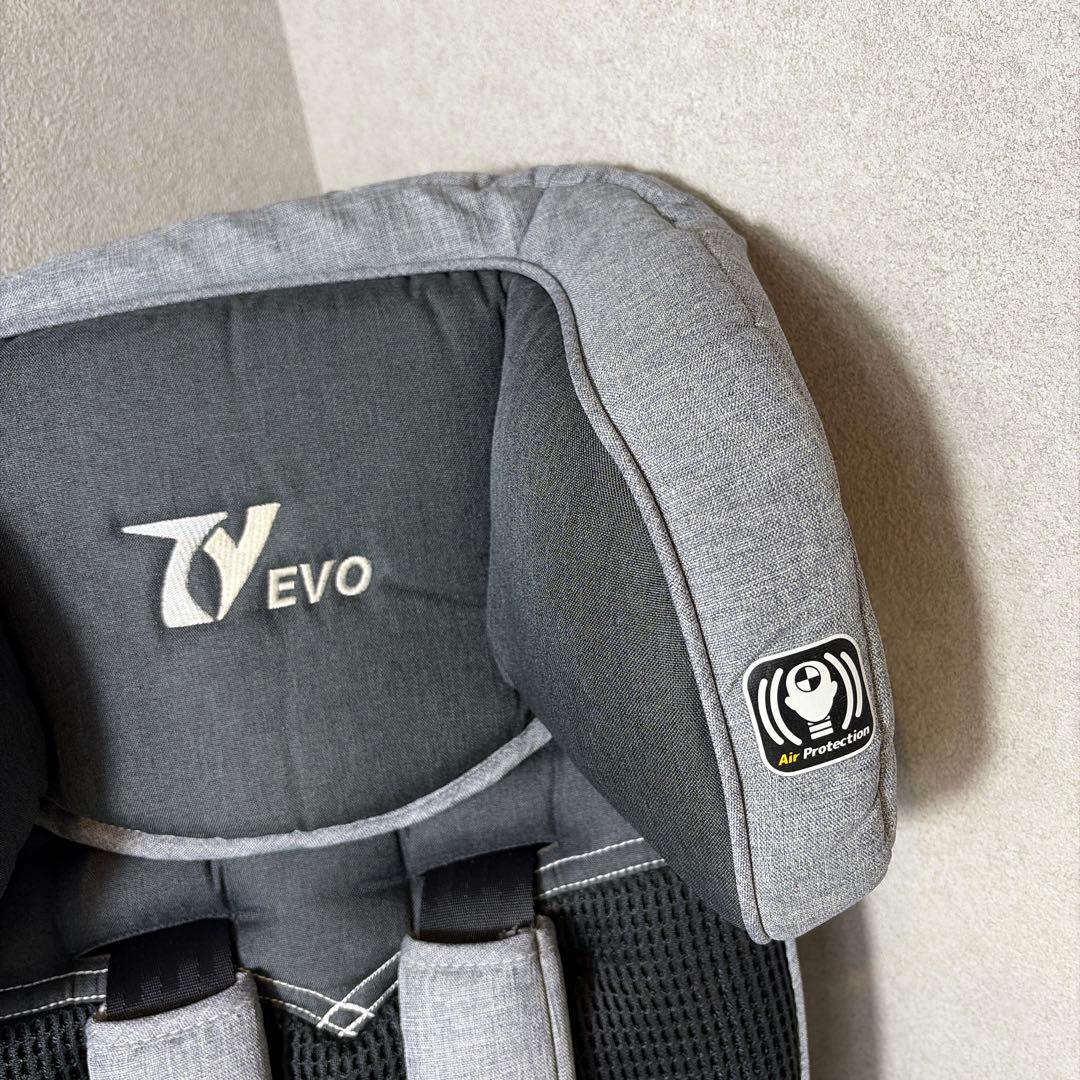 【ほぼ未使用】日本育児 トラベルベスト EVO チャイルドシート