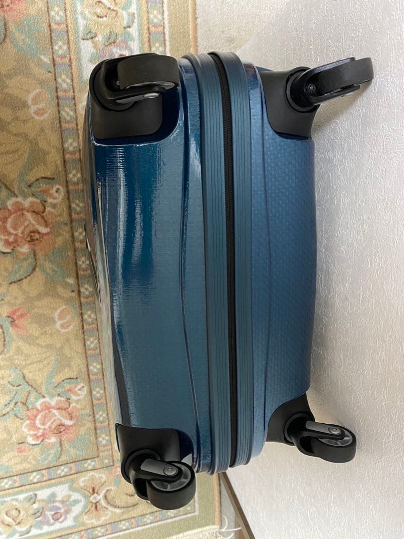 Samsonite ライトショック スピナー スーツケース　36L