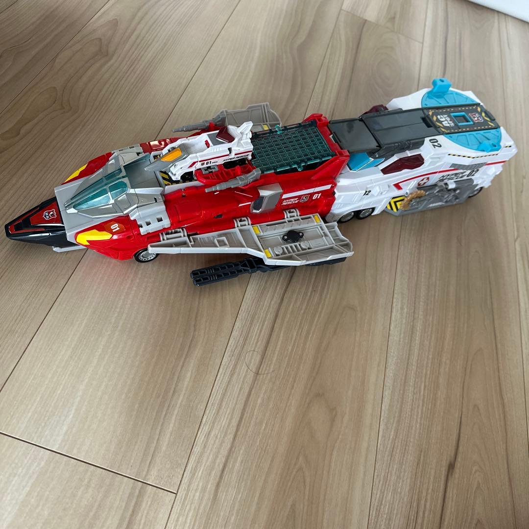 トミカ　ハイパーレスキュー　消防車　救急車