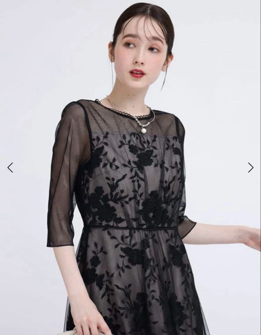 Rire fete チュールレイヤードフラワー刺繍ドレス