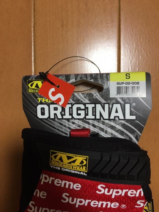 新品レッドS2017SSグローブシュプリームsupreme