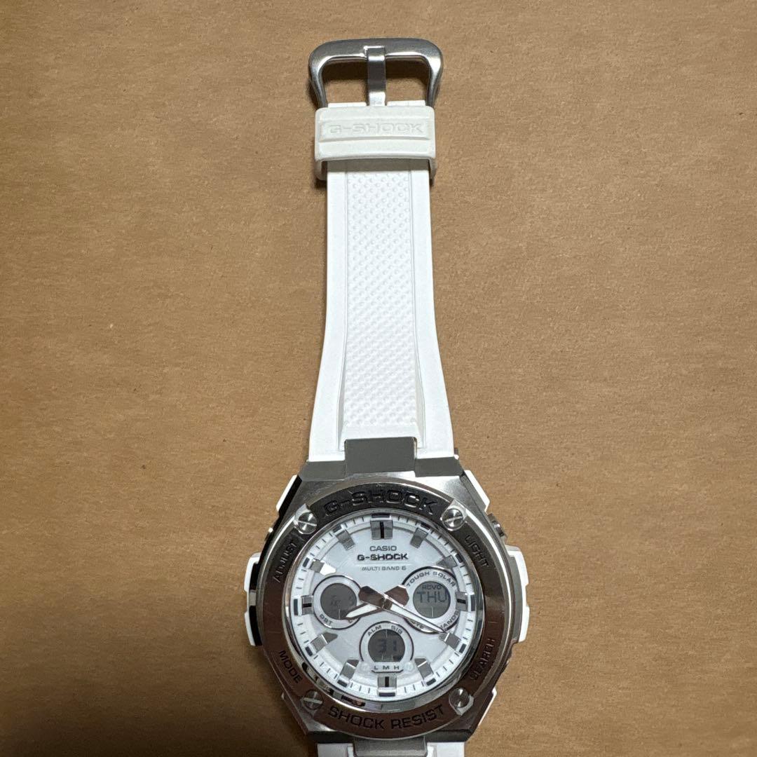 カシオ　Gショック　GST-W310