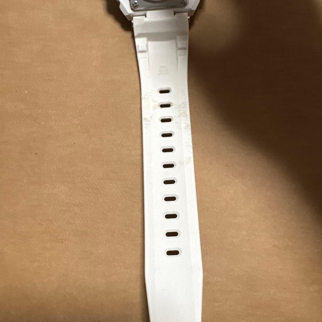 カシオ　Gショック　GST-W310