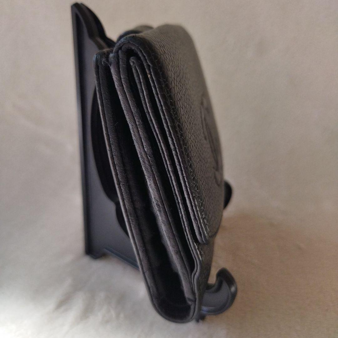 CHANEL シャネル　キャビアスキン　二つ折り財布 ブラック　メンテナンス済