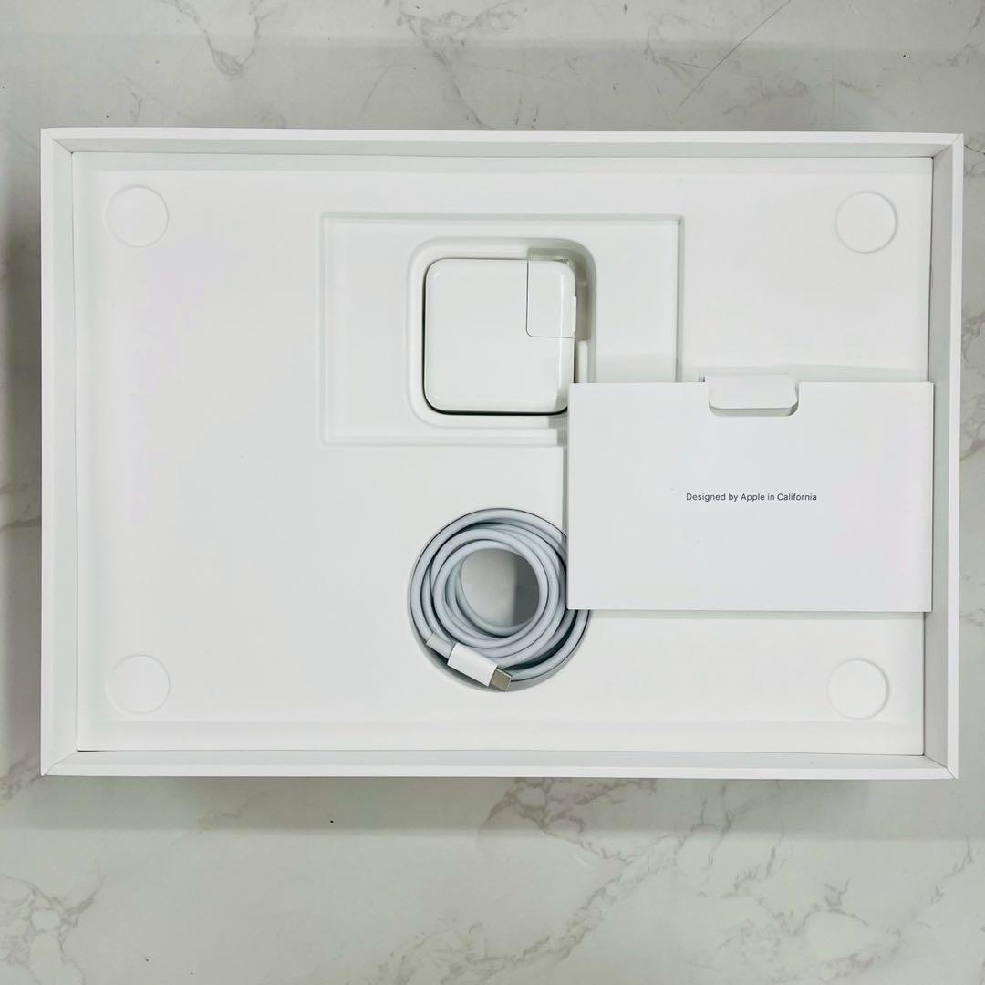 MacBook Air 13インチ 2020 M1 8コア16GB 256GB