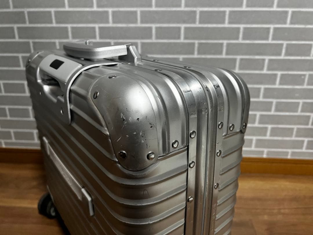 ホイール交換済み！　リモワ　ビジネストロリー　トパーズ