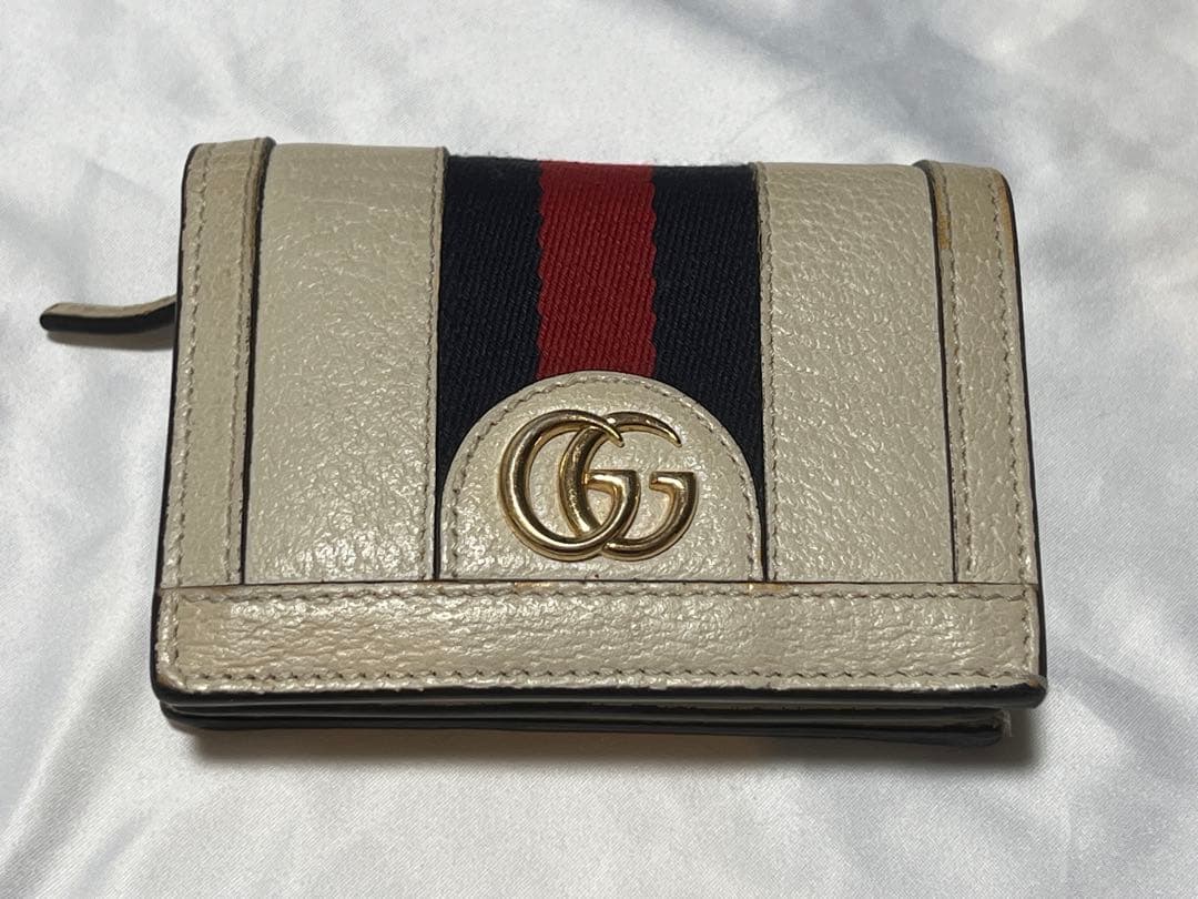 《値下げしました》GUCCI オフィディア マーモント シェリーライン 折り財布