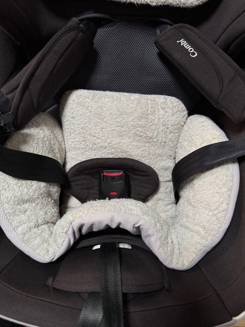 美品combi クルムーヴ スマート ISOFIX エッグショック