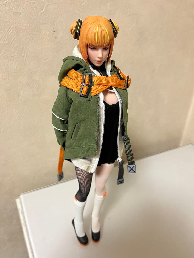 i8toys WITCH グレイン　1/6 フィギュア　ミリタリー　美少女　武器