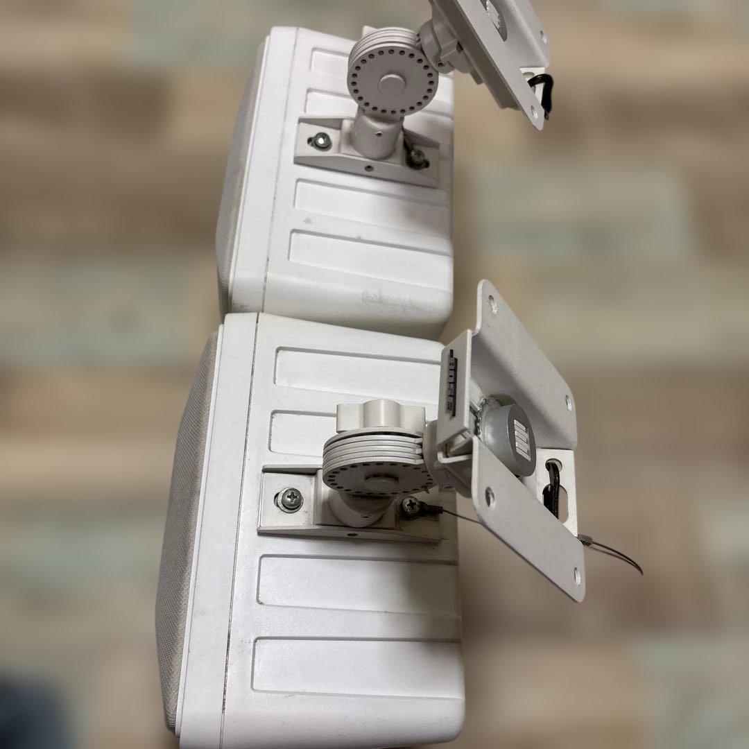 ミ*ズ様 BOSE　スピーカー　101MMW　ペア　天吊金具付き　ホワイト 白