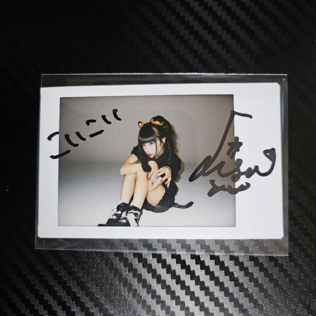LiSA 直筆サイン入りチェキ