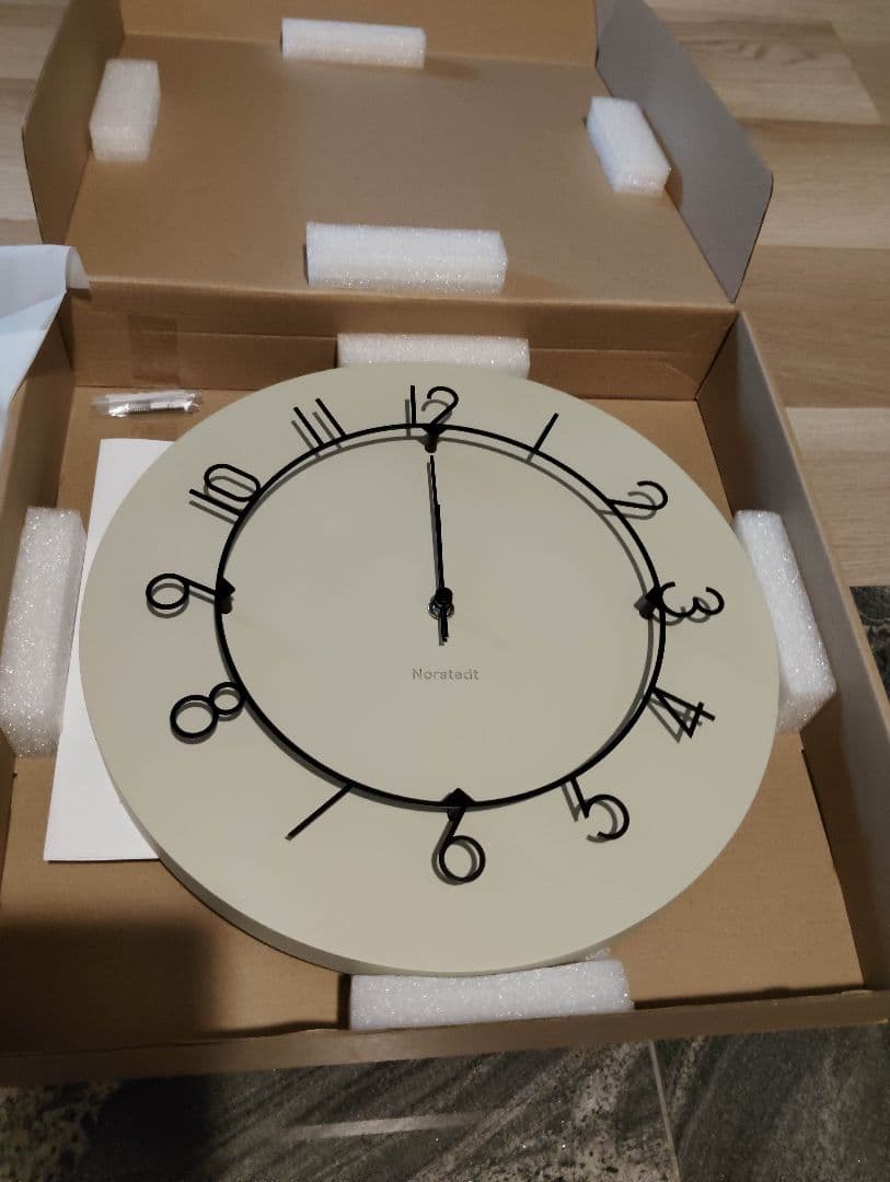 インターフォルム　ルゥ　Luu INTER FORM INC. ベージュ掛時計