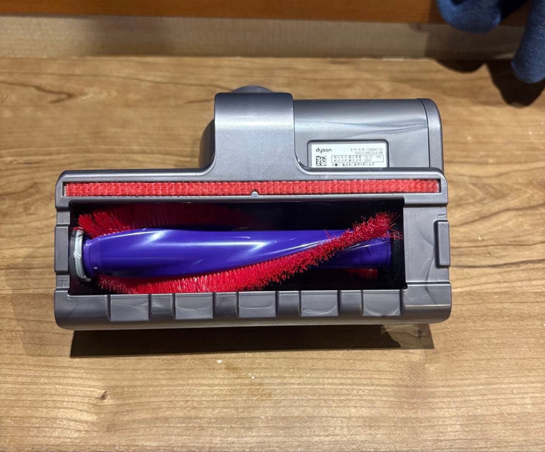 アタッチメント多数付属！細部まで洗浄済！#Dyson #V10 ハンドクリーナー