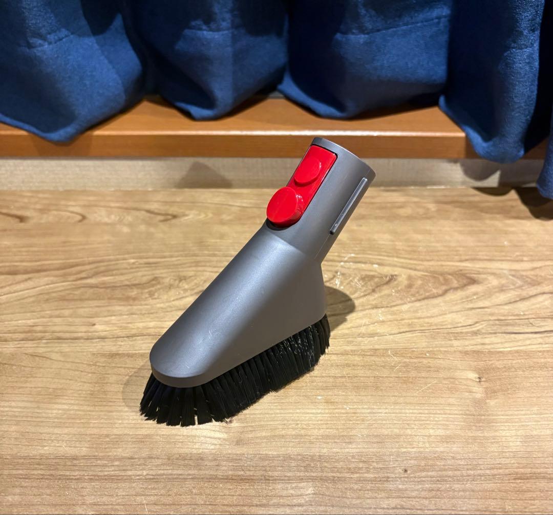 アタッチメント多数付属！細部まで洗浄済！#Dyson #V10 ハンドクリーナー