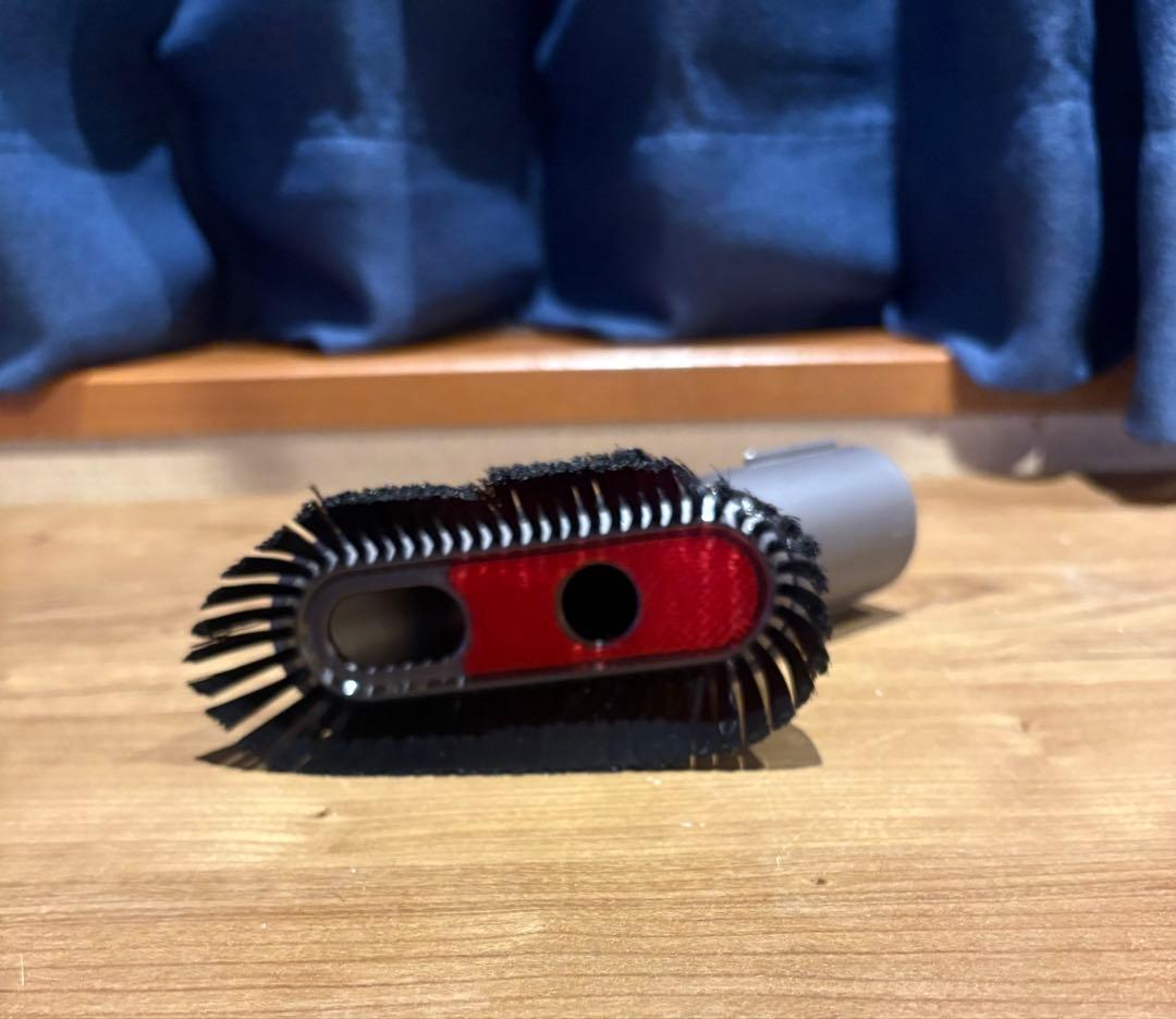 アタッチメント多数付属！細部まで洗浄済！#Dyson #V10 ハンドクリーナー