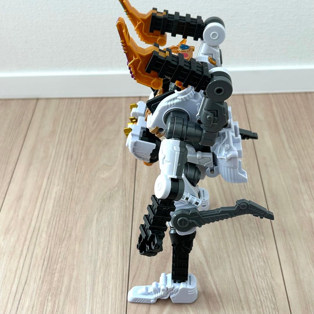 王様戦隊 DXキングオージャー タランチュラナイト　3大シュゴッド 現状品