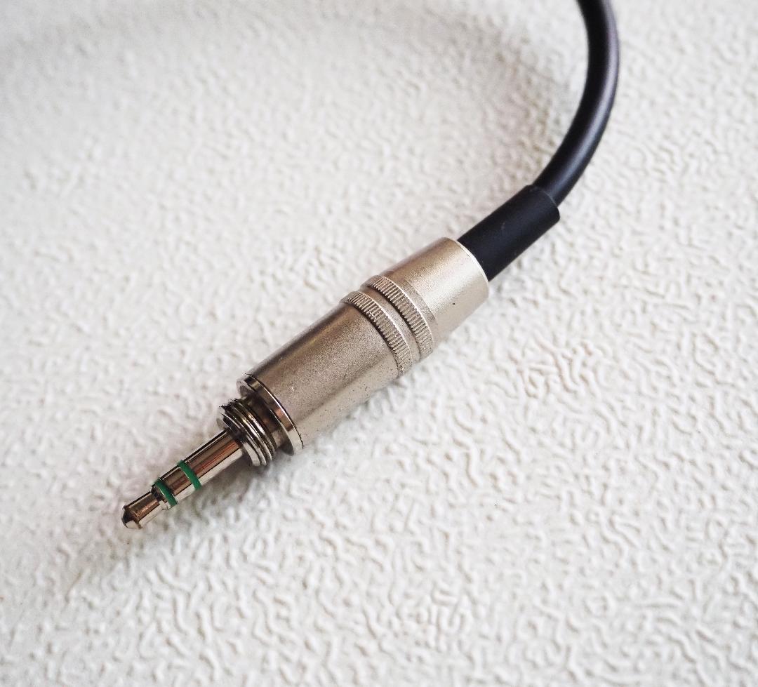 値下げしました！【業務＆リスニング用】Sony MDR-V6　中古・新品パット】