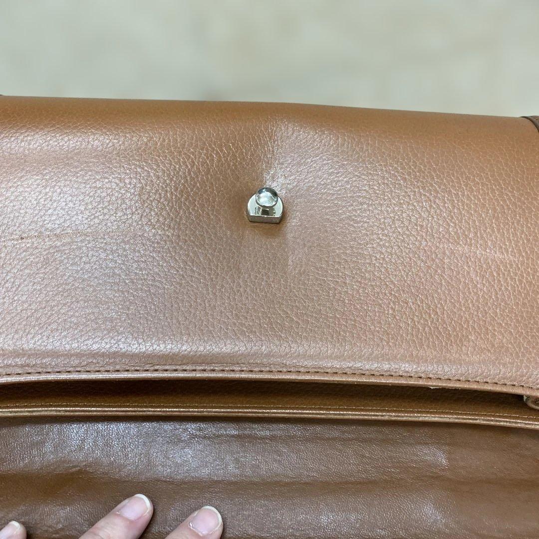 Burberry ブラウンレザー フラップレトロ　ハンドバッグ