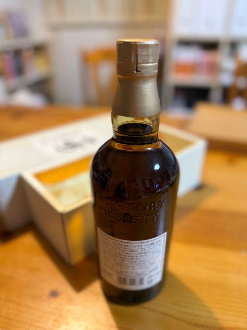 SUNTORY 山崎 10年 シングルモルトウイスキーホワイトラベル金獅子700