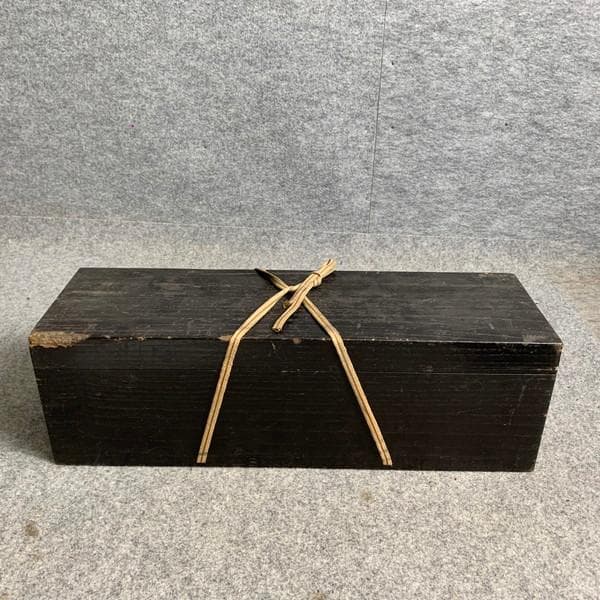 白磁蓮上観音立像箱付き [B29455]